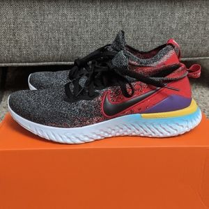 Nike Epic React Flyknit 2
